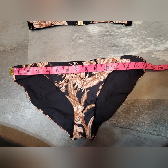 NWOT Seafolly Castaway bikini set. Black, orange/brown. Tropical print. Size 6. - Picture 9 of 10